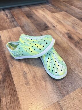 Cat & Jack Kids Slip-On Water Shoes in Lime Green and Yellow